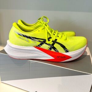 Asics Magic Speed 4